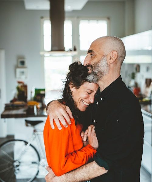 6 Genuinely Great Pieces of Marriage Advice From Reddit